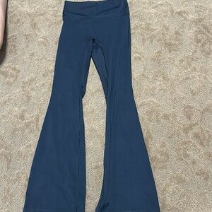 all in motion flare leggings